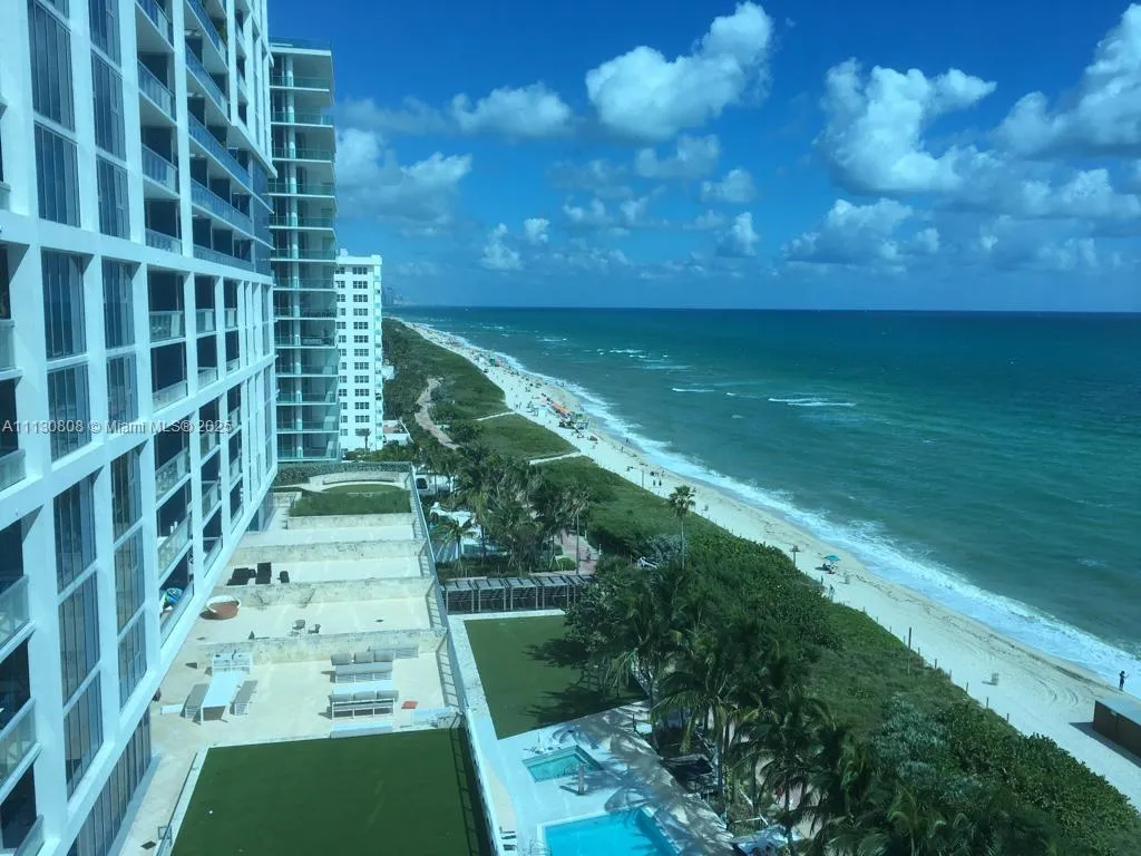 Miami Beach, Florida 33141, United States, 1 Bedroom Bedrooms, ,1 BathroomBathrooms,Residential,Active,75728