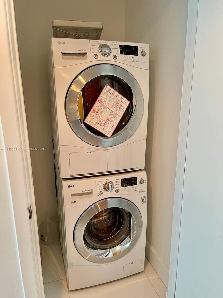 CENTRAL CARILLON BEACH CO - Residential