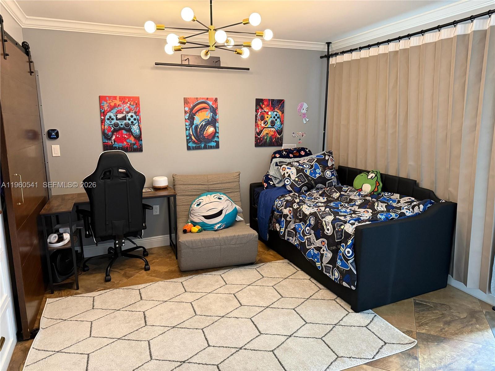 GOLDEN WEST CONDO - Residential