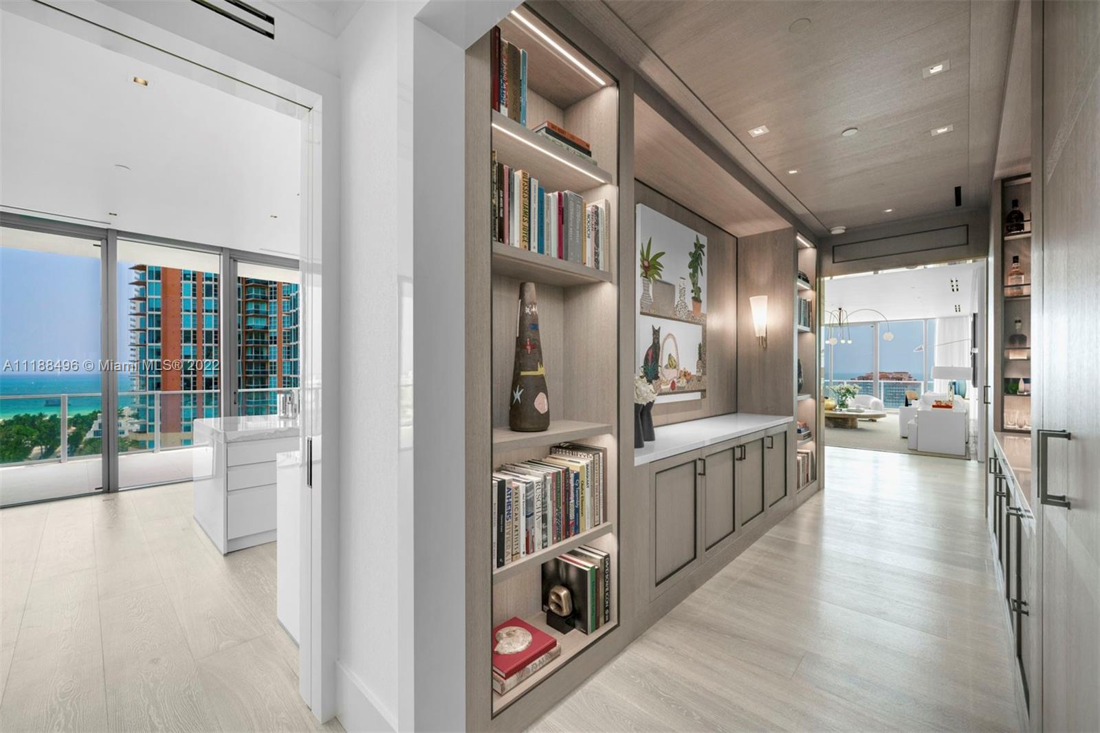 APOGEE CONDO - Residential