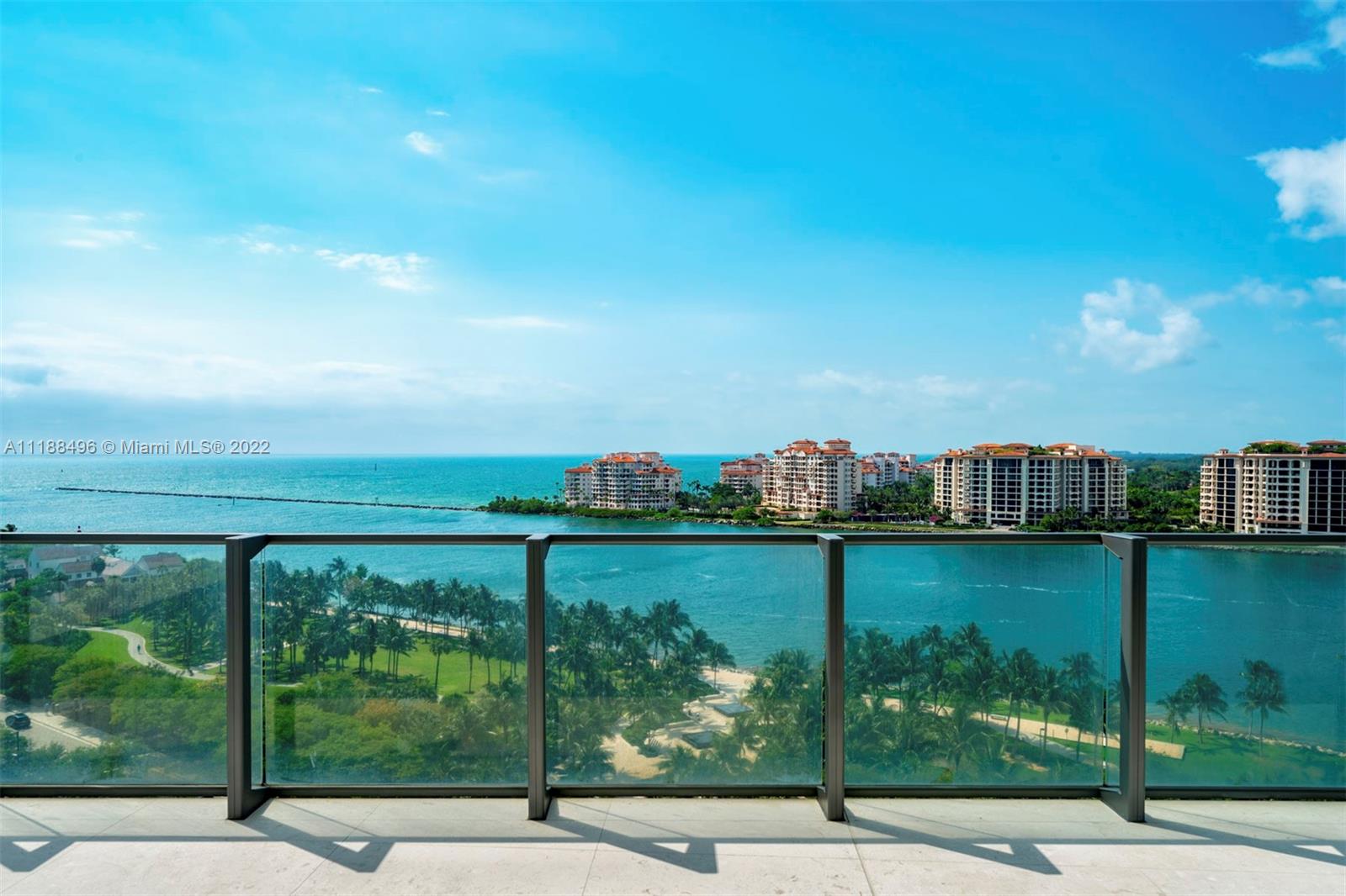 APOGEE CONDO - Residential