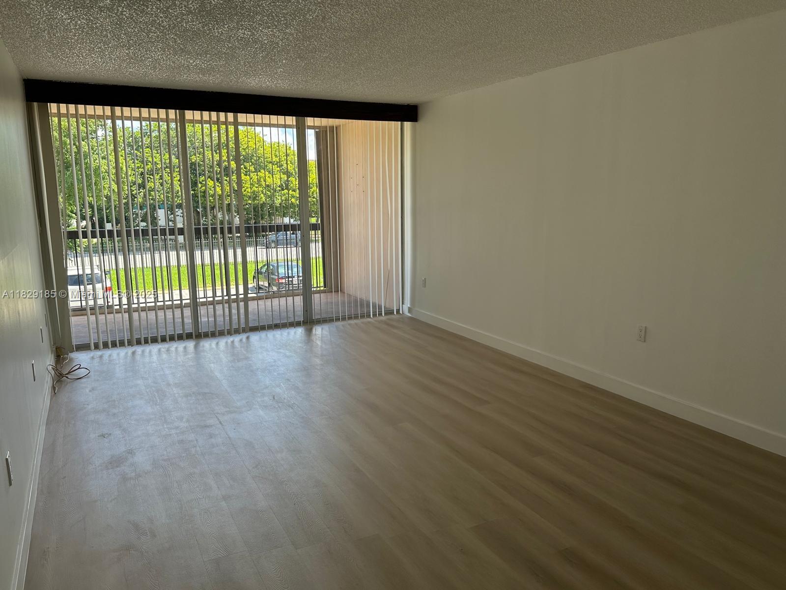 IMMACULATE 2/2 IN PRIME KENDALL LOCATION. TWO SPACIOUS MASTER BEDROOMS WITH MARBLE BATH AND GRANIT VANITIES ,NEW LAMINATE FLOORING, FRESHLY PAINTED, KITCHEN. RECESSED LIGHTING, JETTED TUB. WALKING CLOSET, LARGE KITCHEN WITH NEW SS APPLIANCES., WINDOW SHADES, HURRICANE SHUTTERS , LARGE BALCONY WITH STORAGE ,WASHER AND DRYER ON EACH FLOOR, LUSH ENTRY ATRIUM . POOL, LIGHTED TENNIS COURT AND CLUB HOUSE , PLENTY OF GUEST PARKING SECURITY GUARD, NEAR 874 AND TURNPIKE, PUBLIC TRANSPORTATION AND WALKING TO MIAMI DADE COLLEGE. EASY TO SHOW PLEASE SEE BROKERS REMARKS