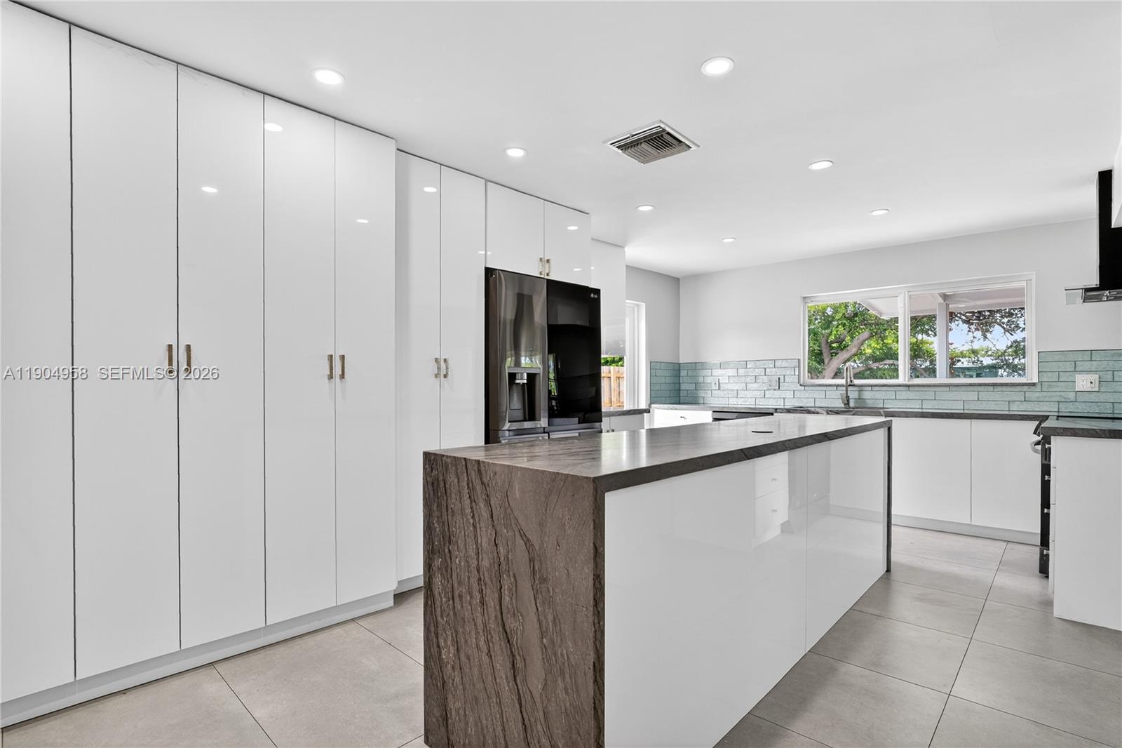 ENCHANTED LAKE SEC 6 - Residential