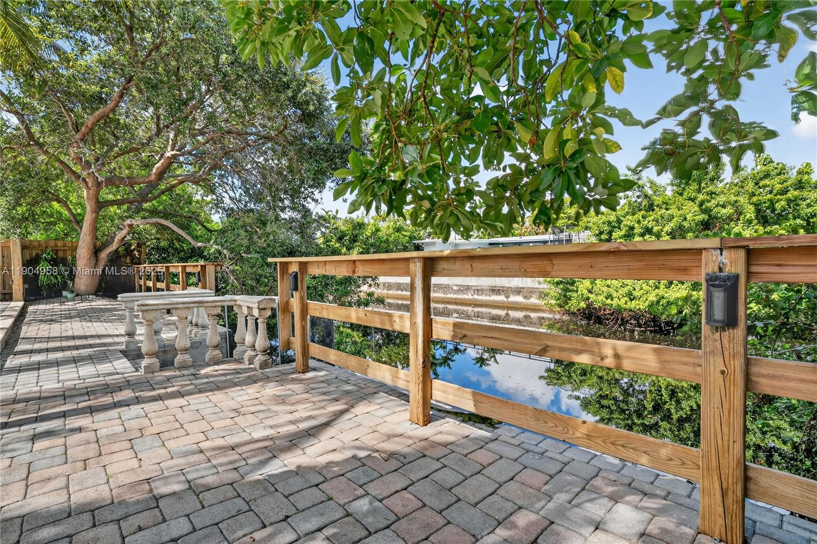 ENCHANTED LAKE SEC 6 - Residential