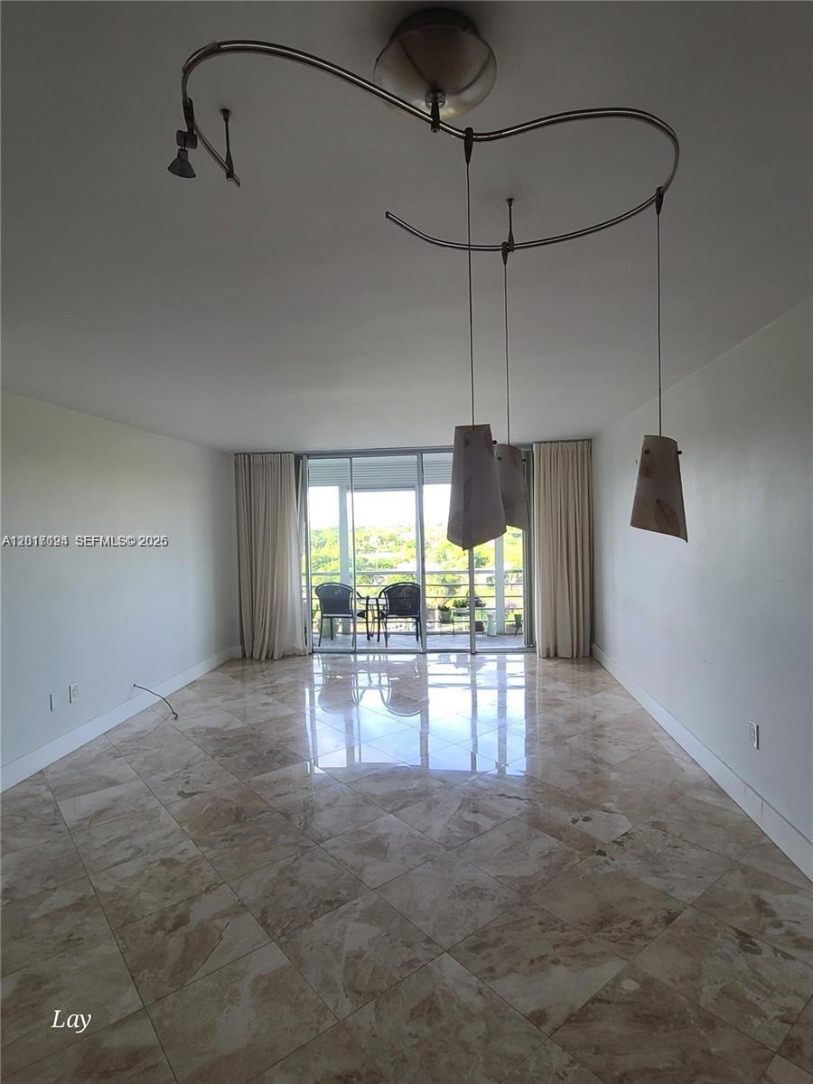 ANDOR PLAZA CONDO - Residential Lease