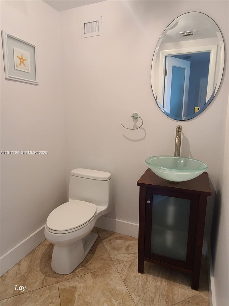 ANDOR PLAZA CONDO - Residential Lease