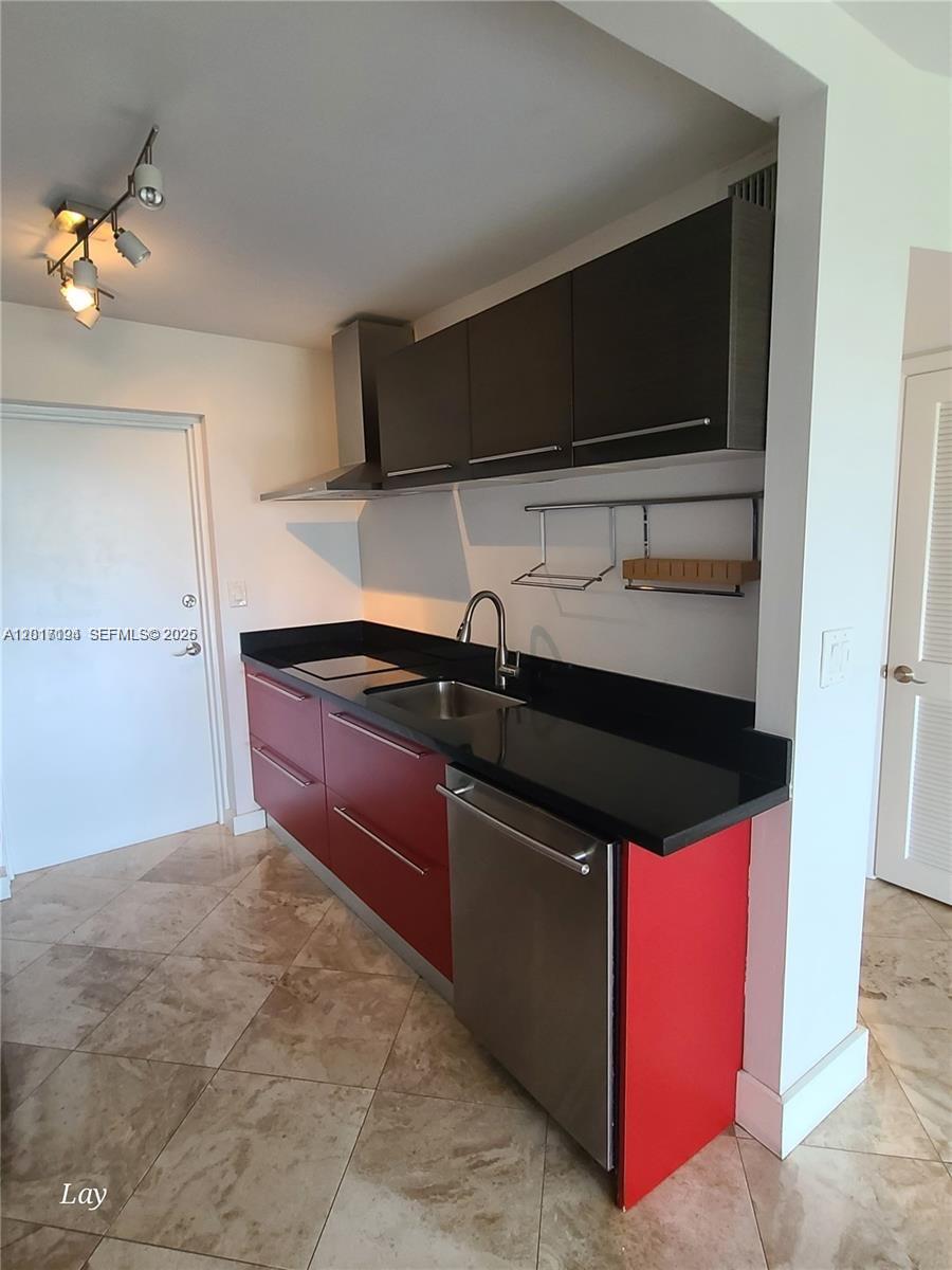 ANDOR PLAZA CONDO - Residential Lease