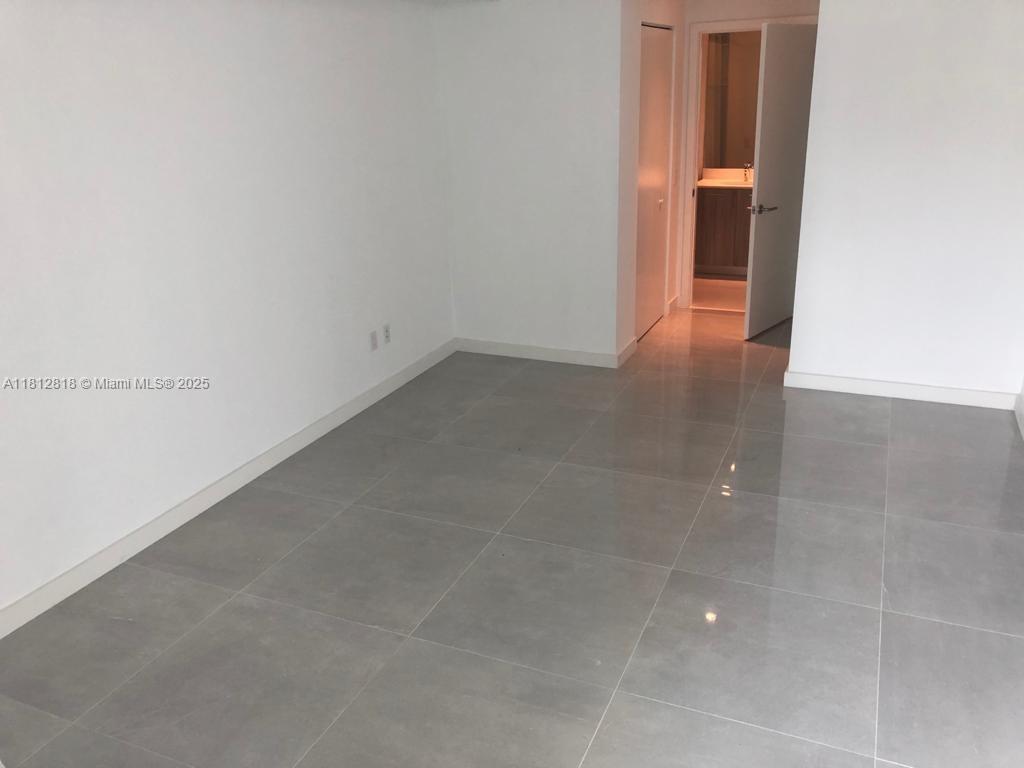 PARAISO BAYVIEWS CONDO - Residential Lease