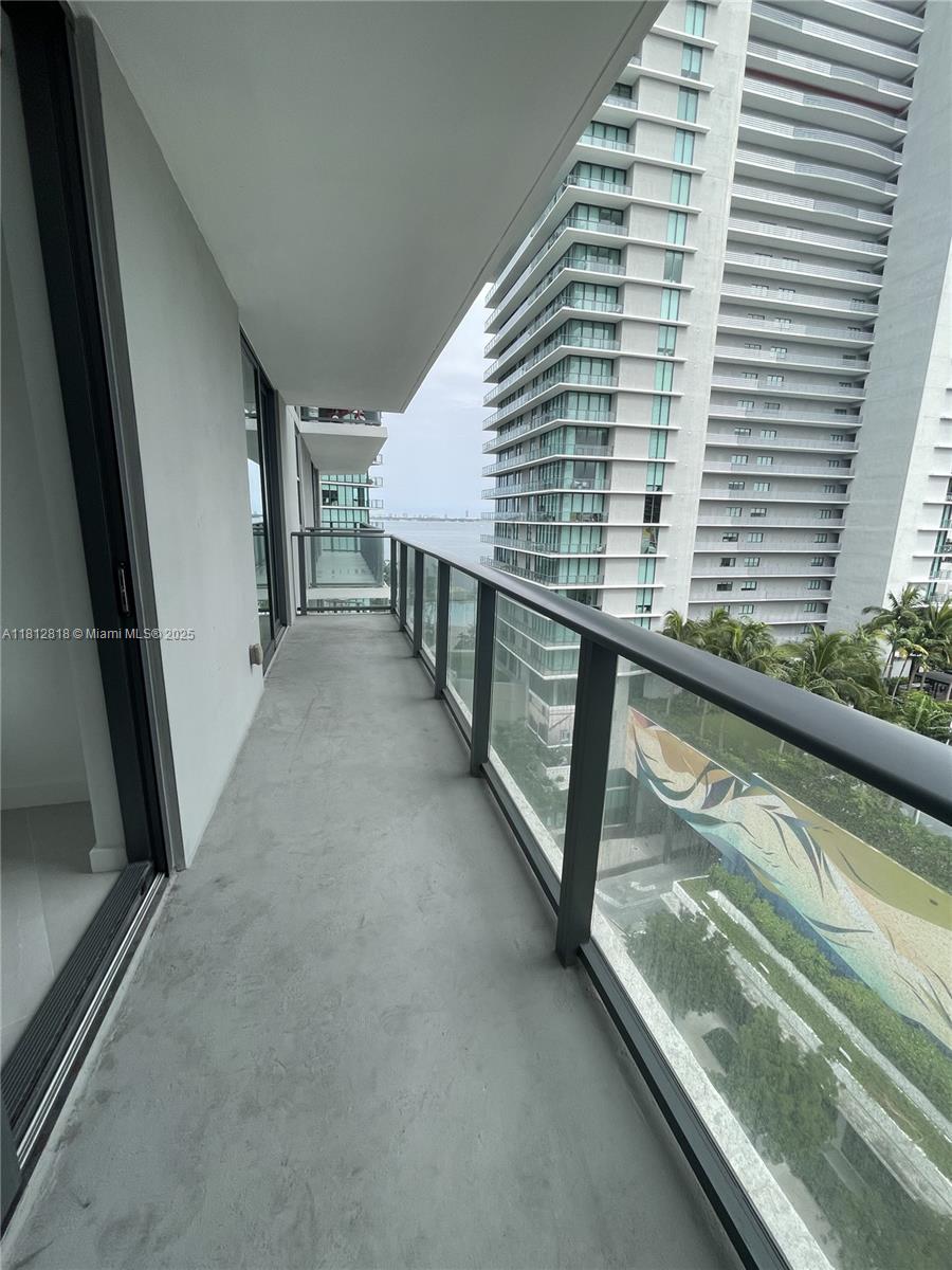 PARAISO BAYVIEWS CONDO - Residential Lease