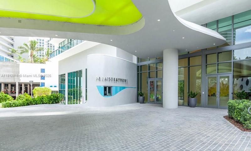 PARAISO BAYVIEWS CONDO - Residential Lease