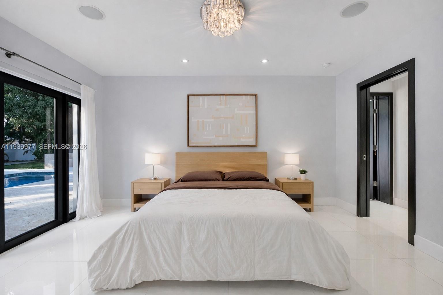 JACKSON HGTS - Residential