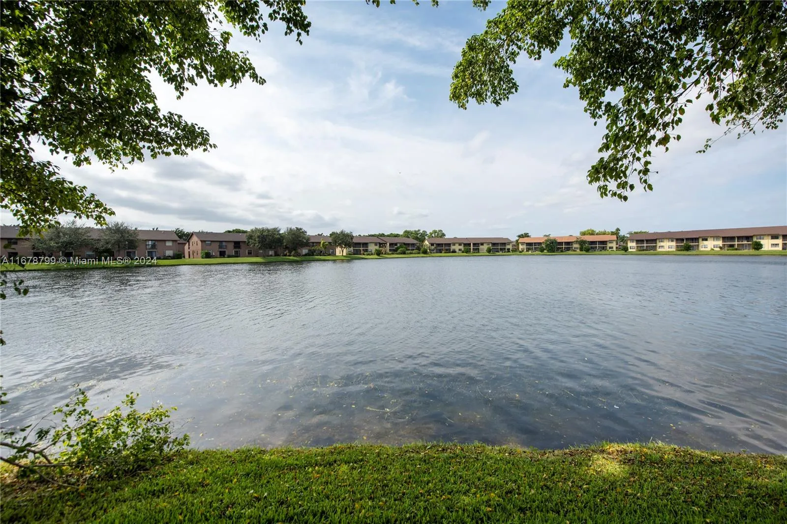 Sunrise, Florida 33351, United States, 2 Bedrooms Bedrooms, ,2 BathroomsBathrooms,Residential,Active,38071