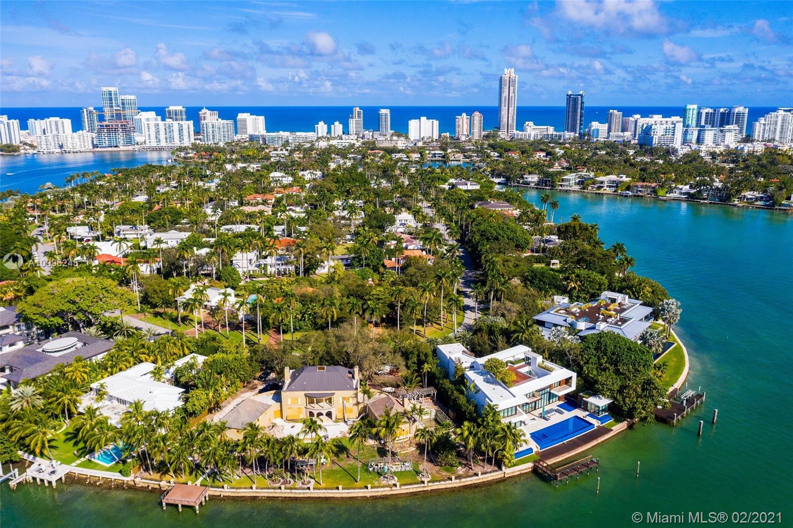 LA GORCE ISLAND - Residential