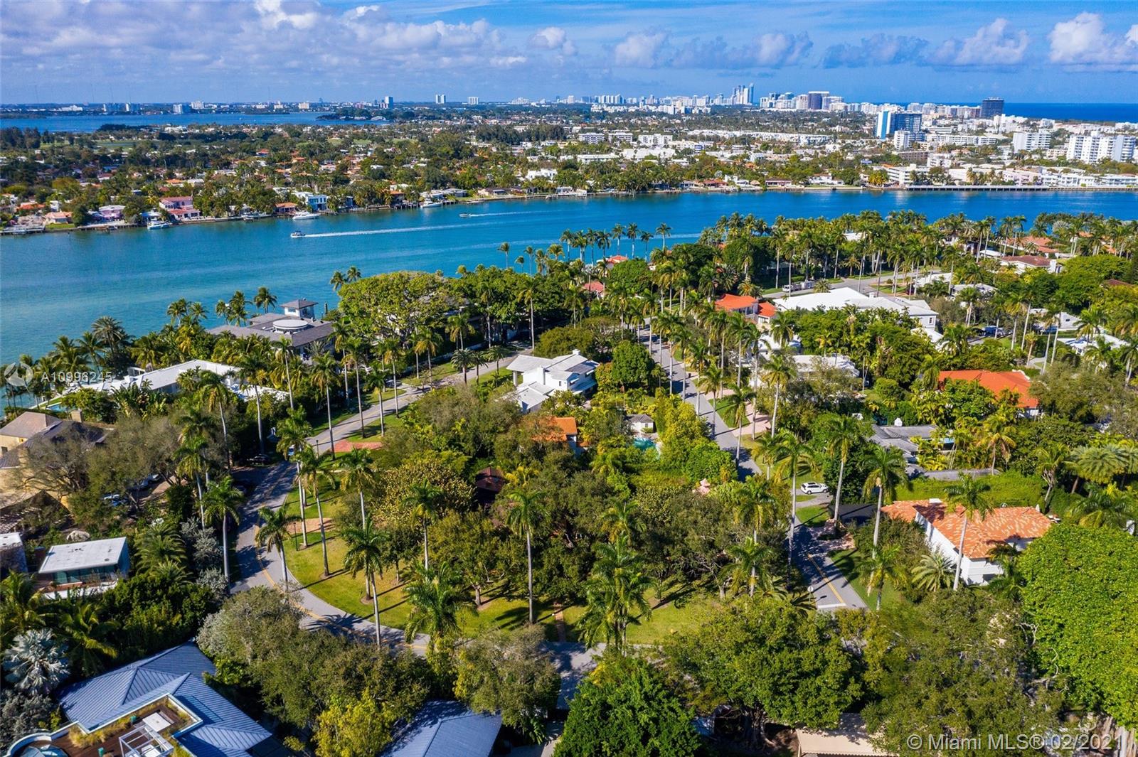 LA GORCE ISLAND - Residential