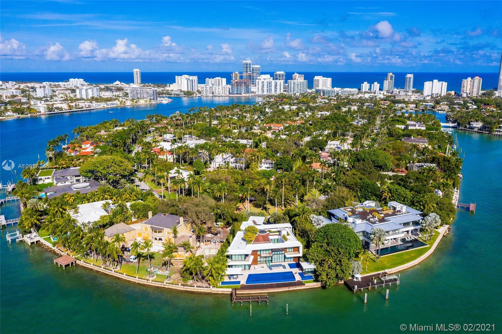 LA GORCE ISLAND - Residential