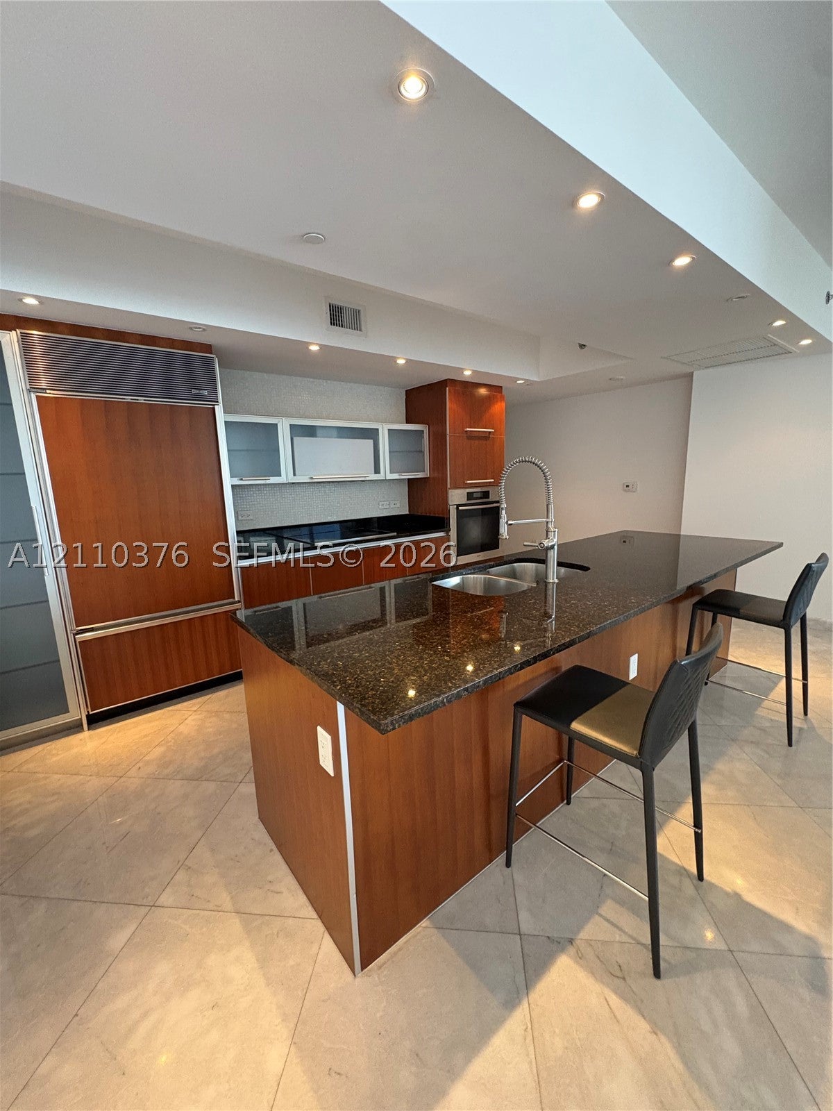 17201 Collins Ave 4004