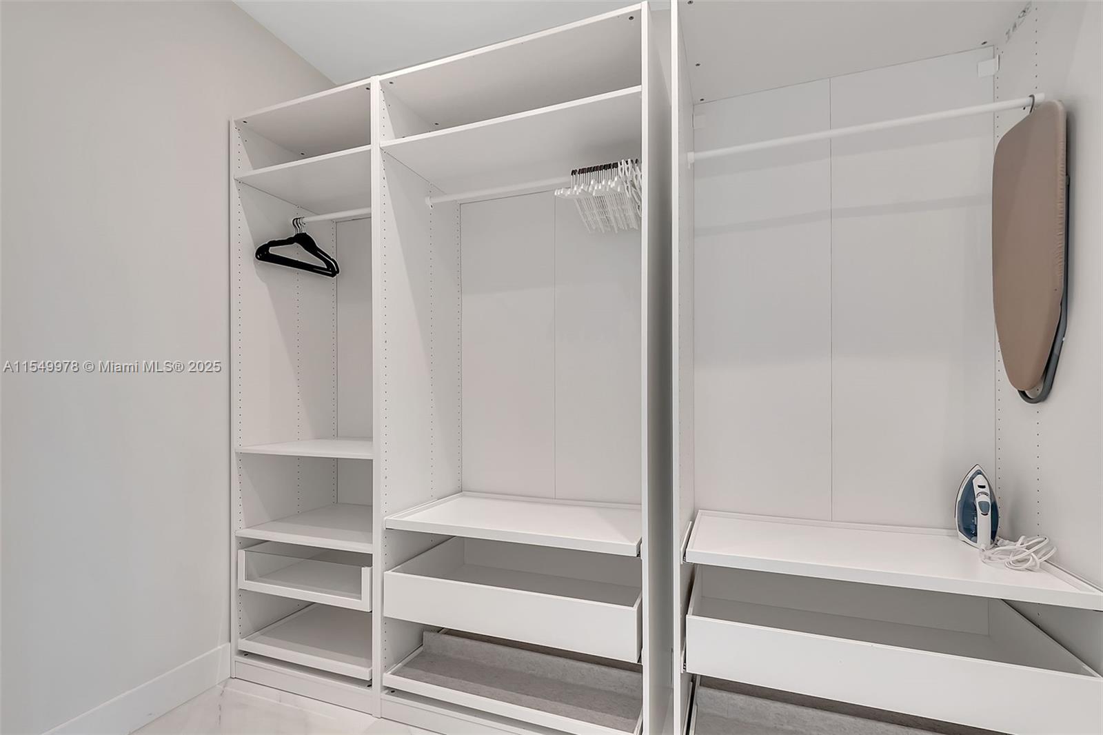 HOLLYWOOD BEACH SECOND AD - Residential