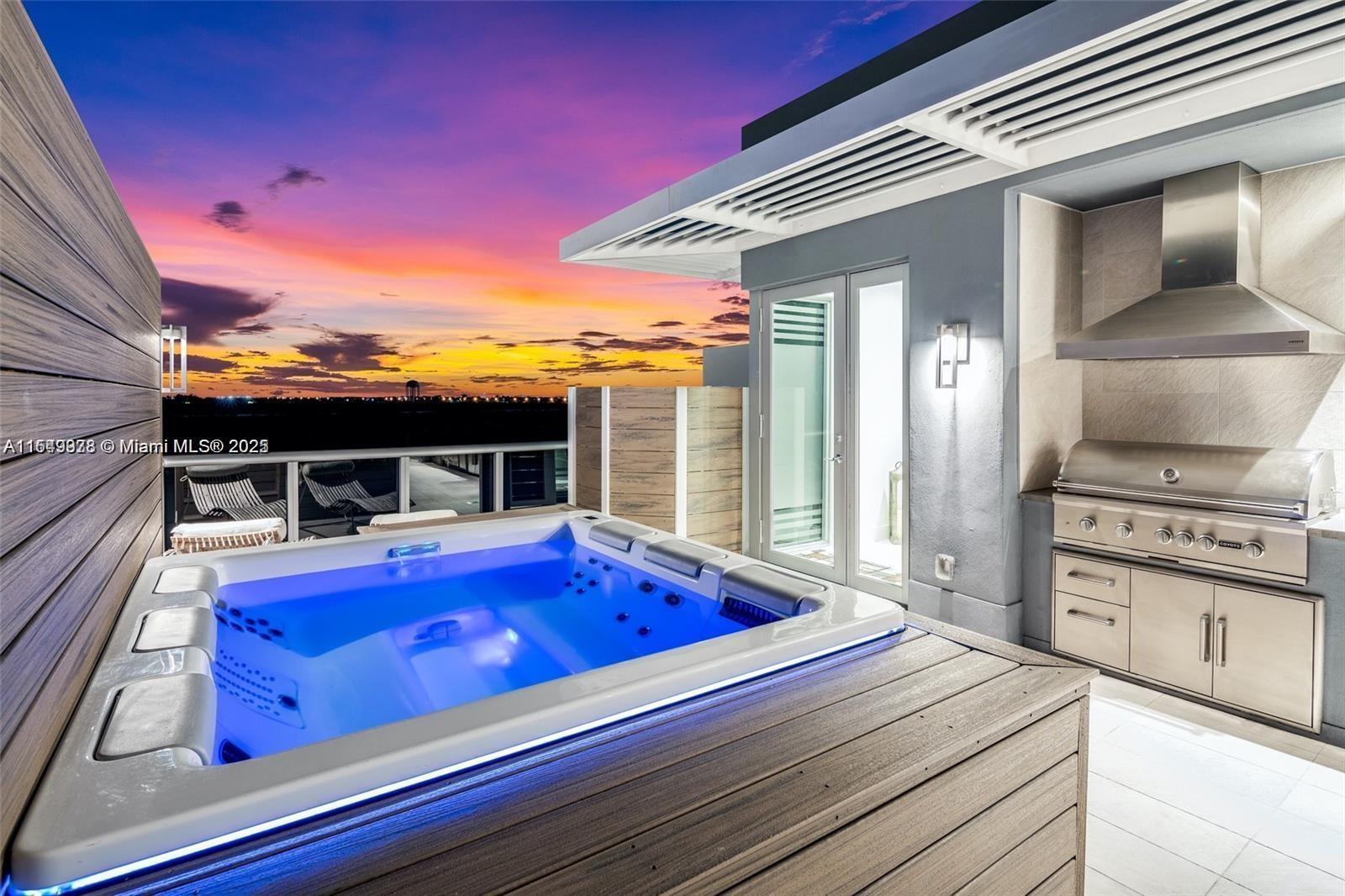 HOLLYWOOD BEACH SECOND AD - Residential