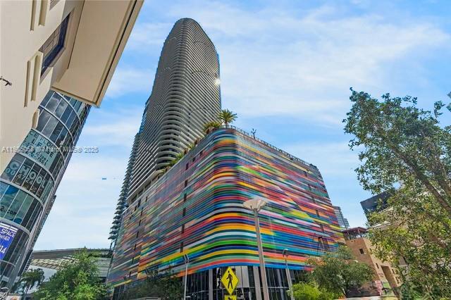 801 SMA RESIDENCES CONDO - Residential