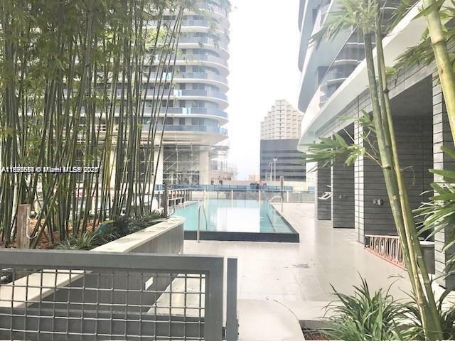 BRICKELL HEIGHTS EAST CON - Residential