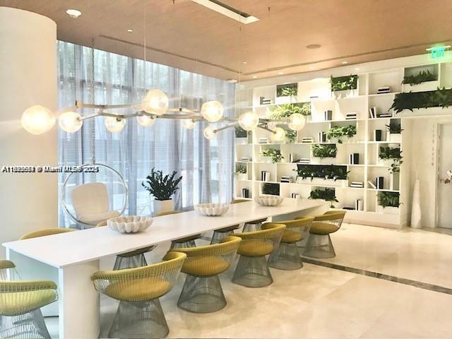 BRICKELL HEIGHTS EAST CON - Residential
