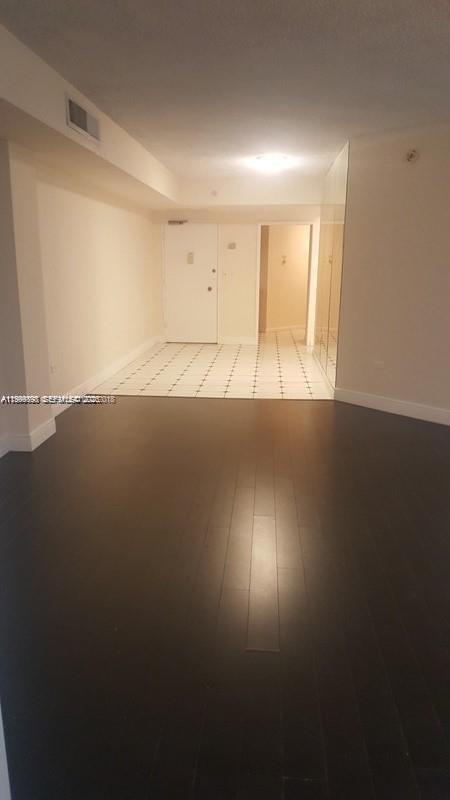 999 Brickell Bay Dr 1408