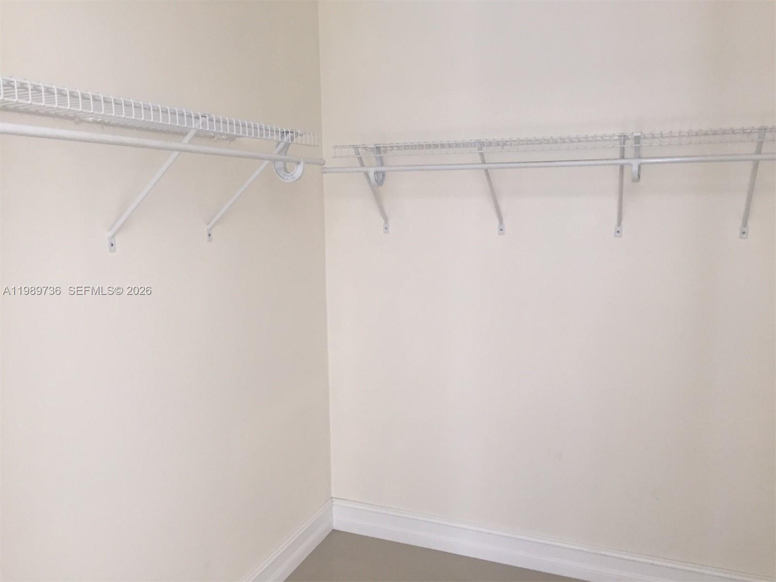 ICONBRICKELL CONDO NO 1 - Residential