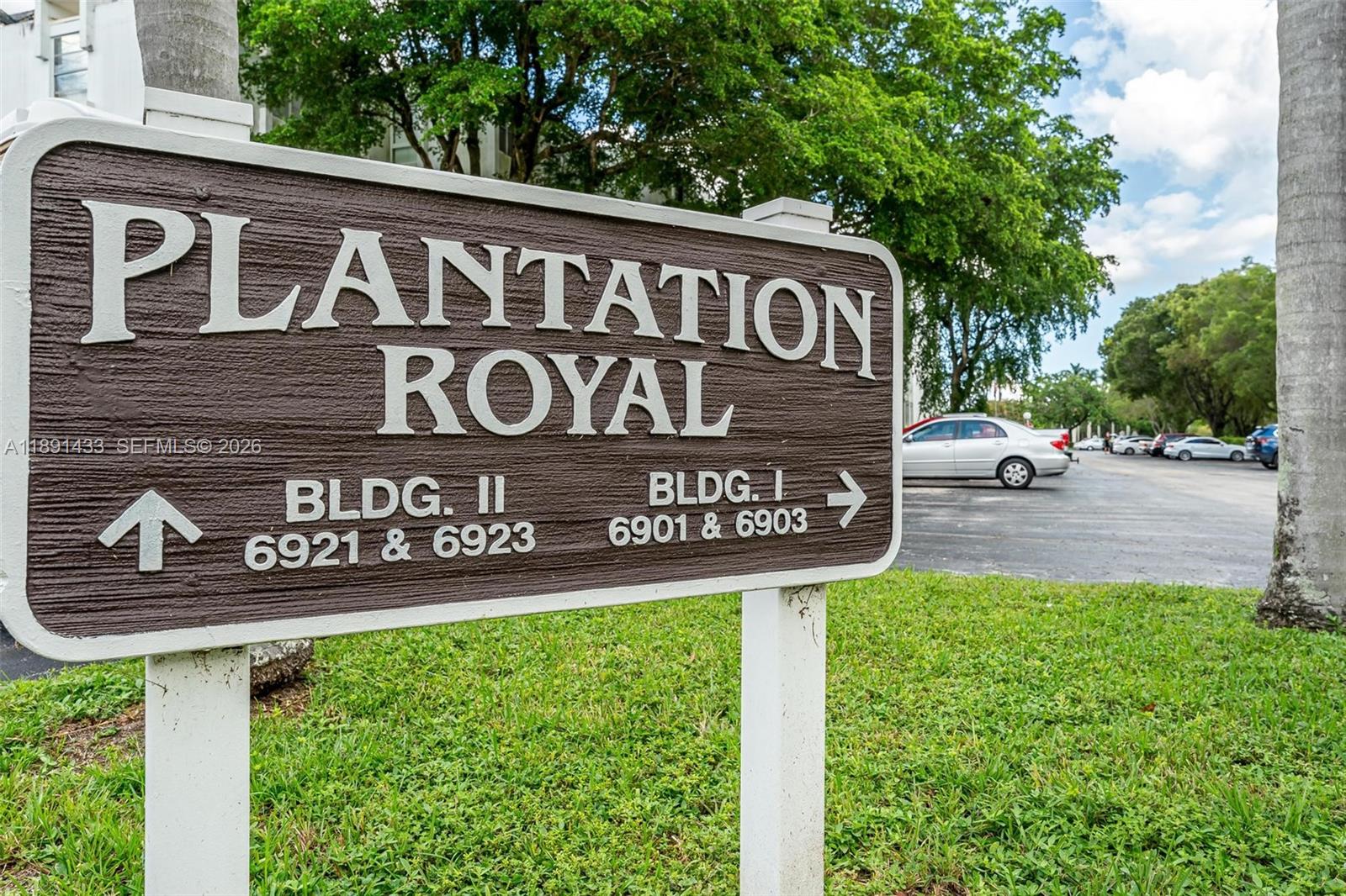 PLANTATION ROYAL SECTION - Residential