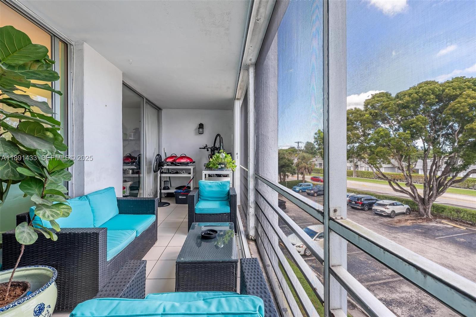 PLANTATION ROYAL SECTION - Residential