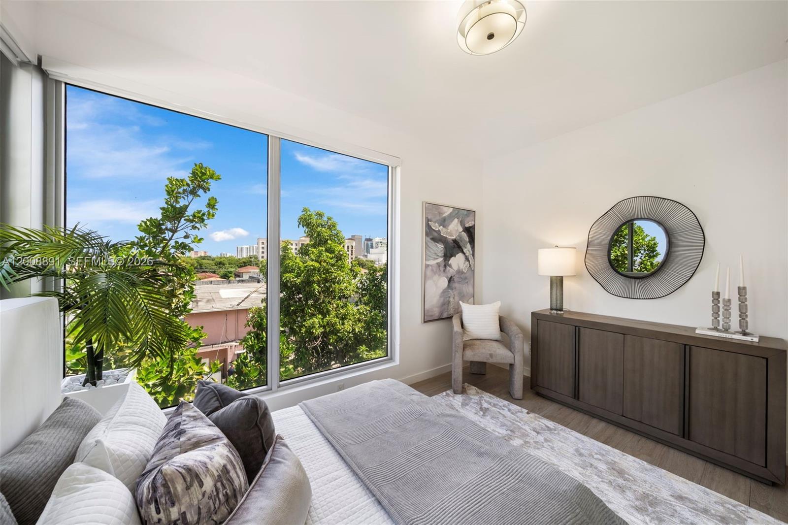 ELEVEN IN THE ROADS CONDO - Residential