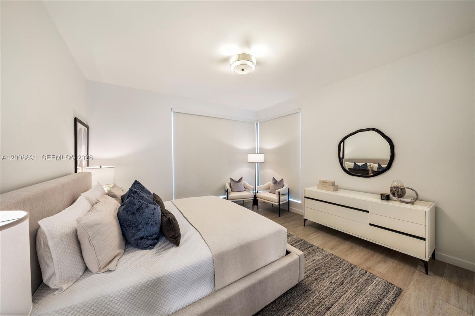 ELEVEN IN THE ROADS CONDO - Residential