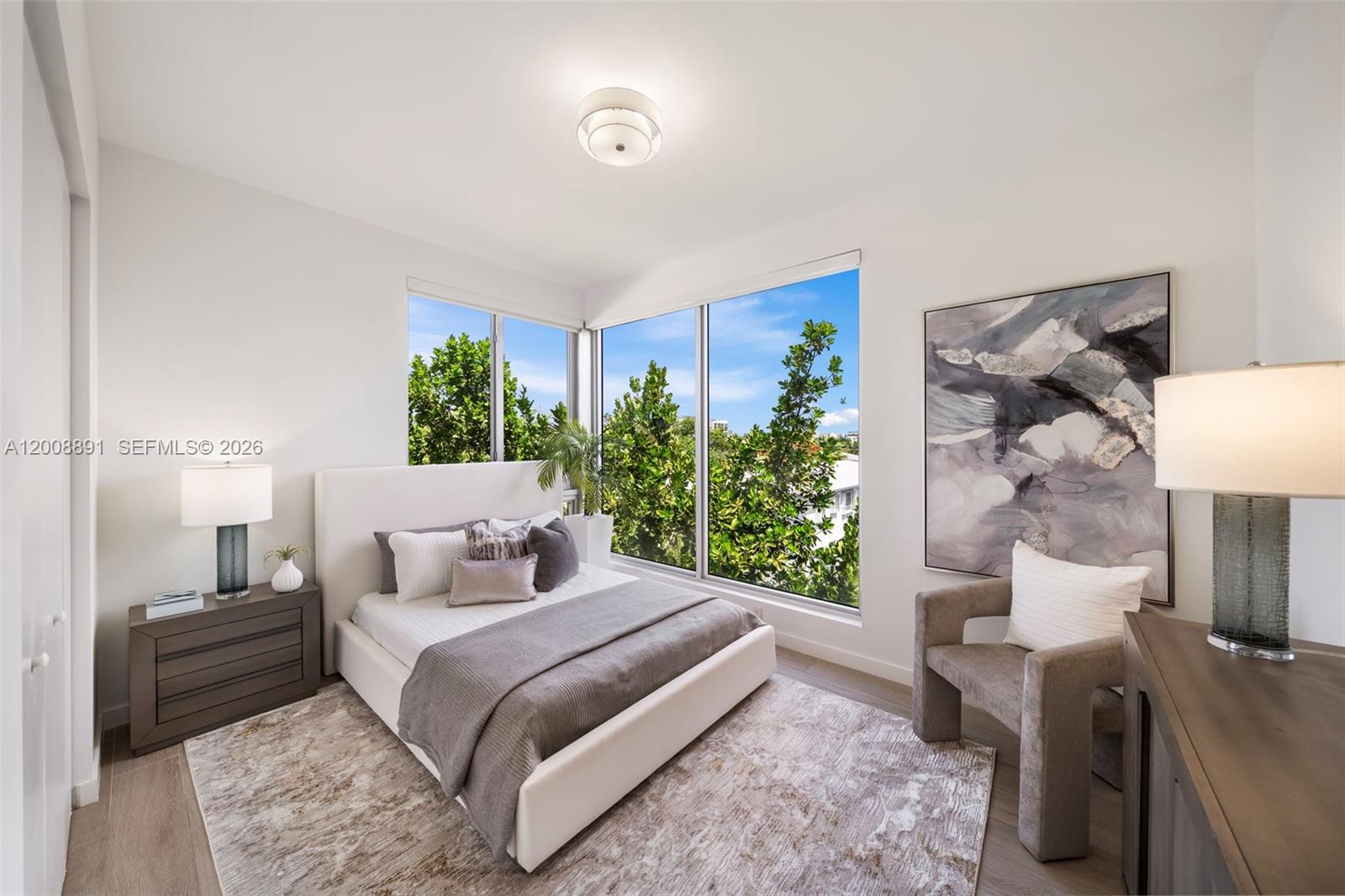 ELEVEN IN THE ROADS CONDO - Residential
