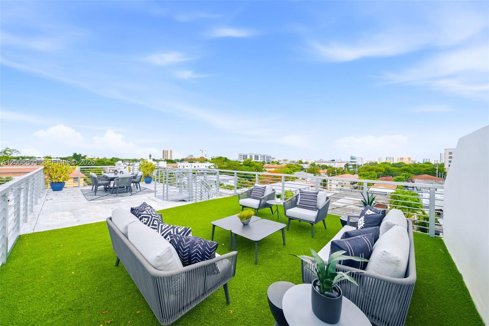 ELEVEN IN THE ROADS CONDO - Residential