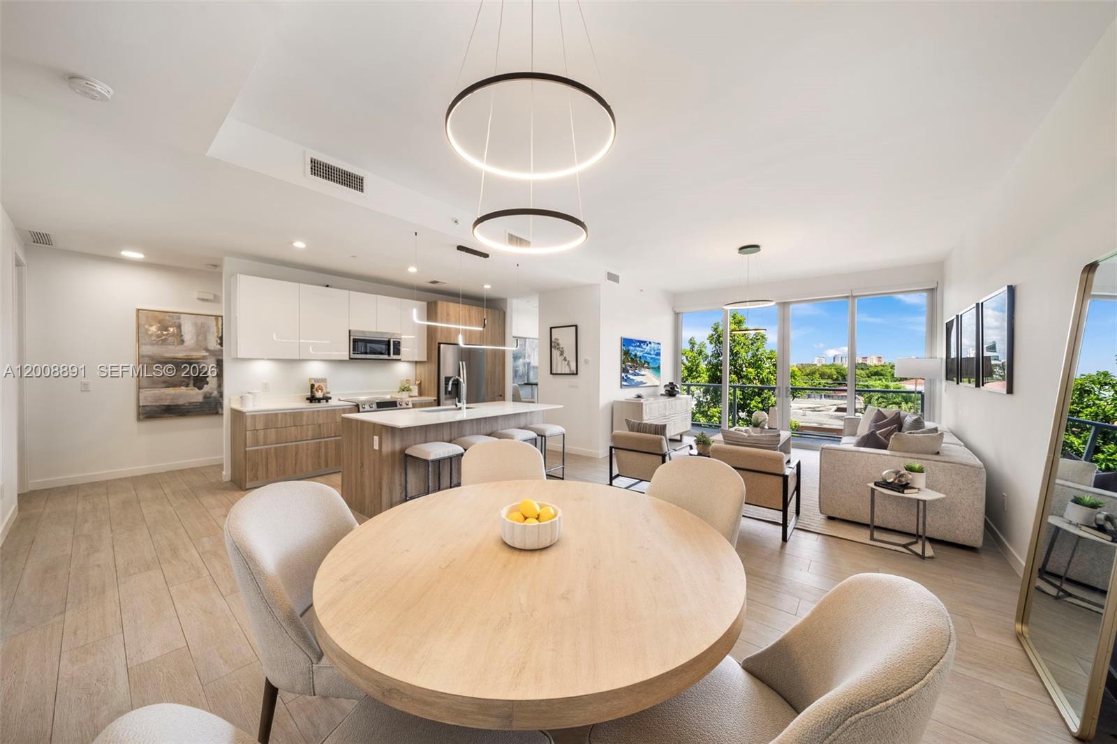 ELEVEN IN THE ROADS CONDO - Residential