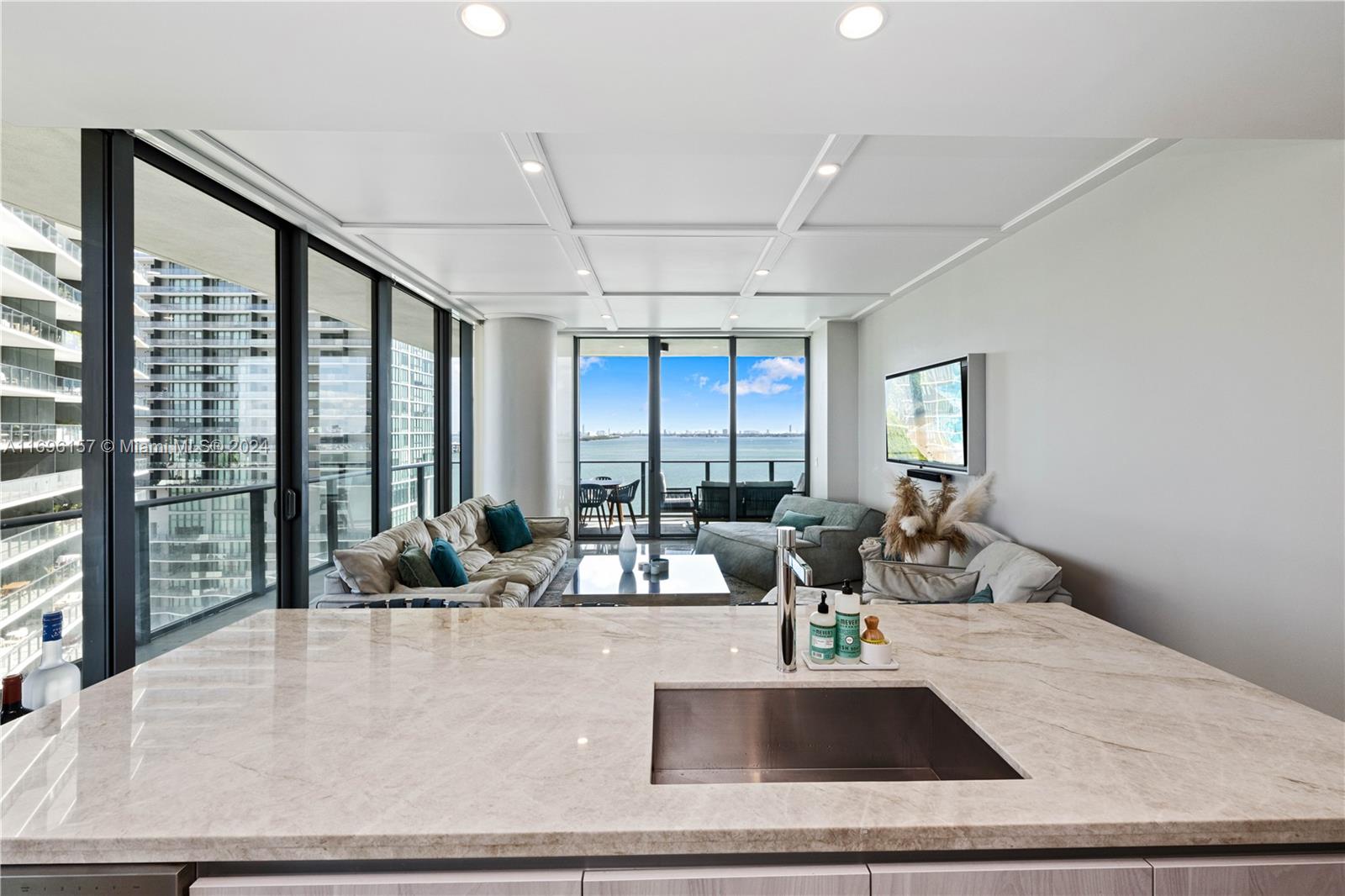 GRAN PARAISO CONDO - Residential Lease