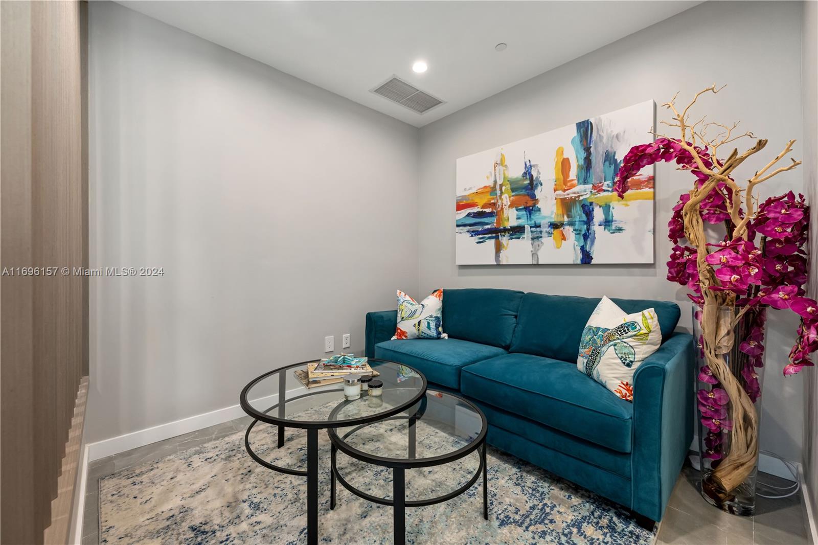 GRAN PARAISO CONDO - Residential Lease