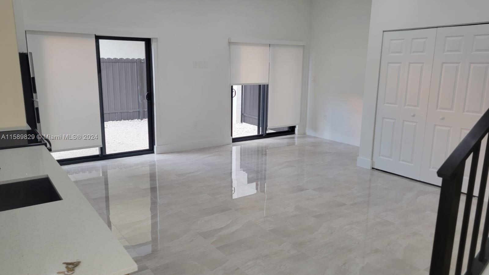 SWEETWATER GROVES .14 AC - Residential Lease