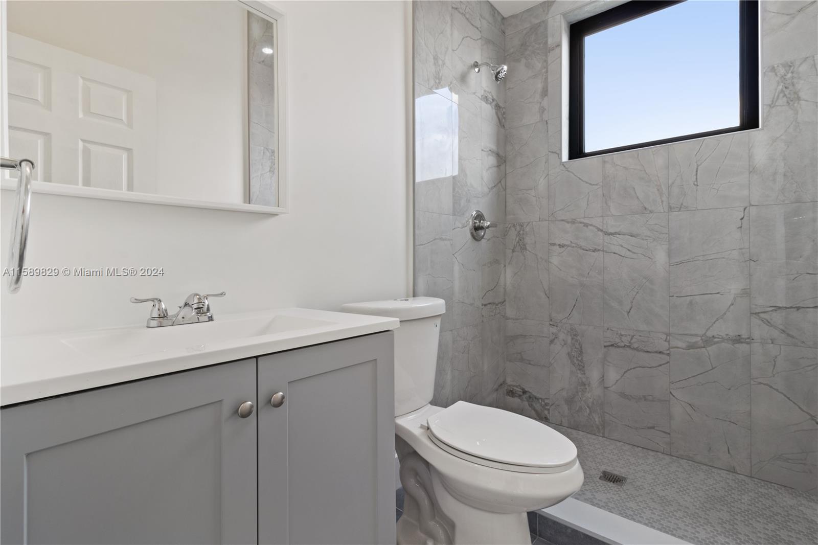 SWEETWATER GROVES .14 AC - Residential Lease