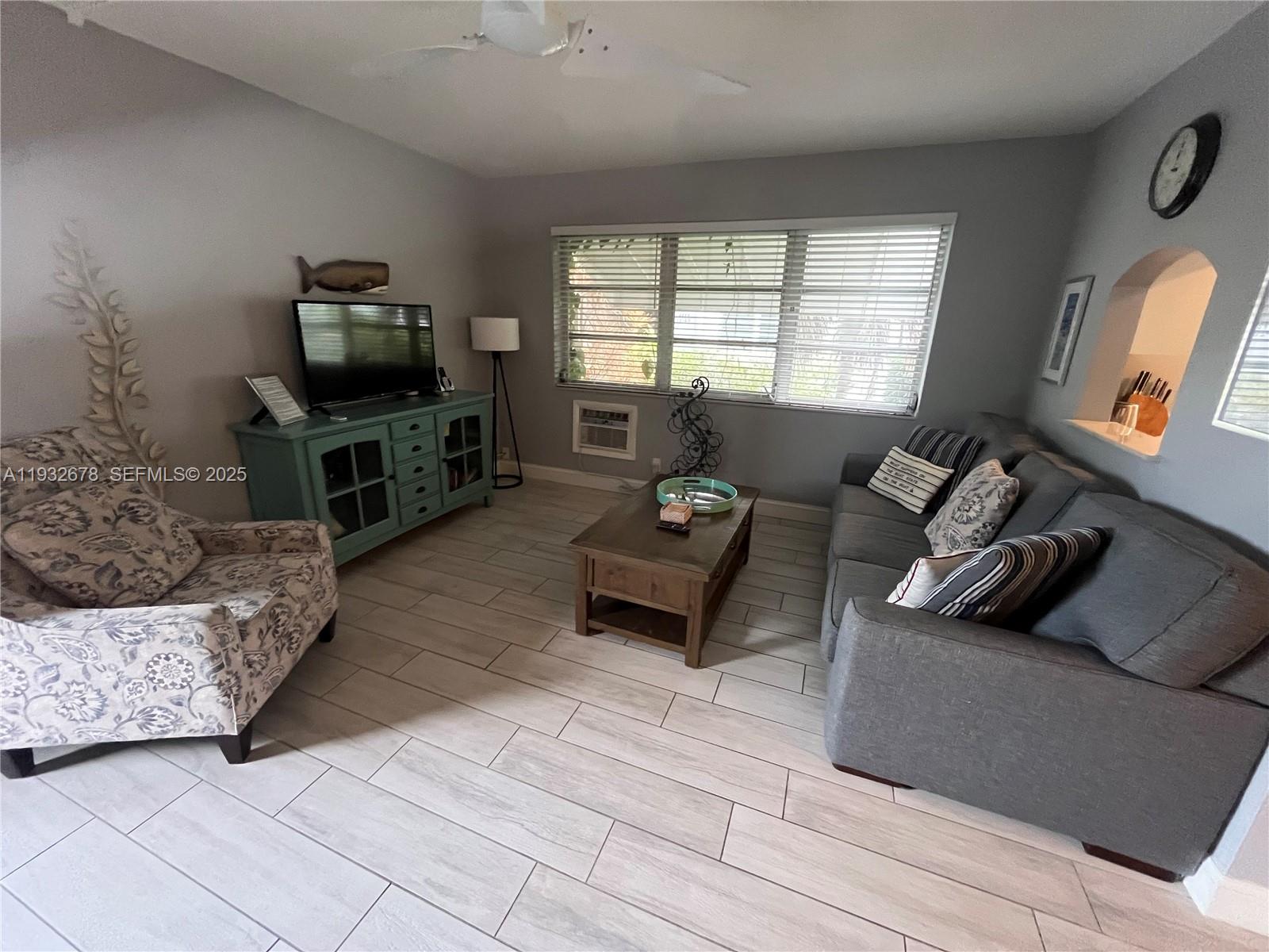 BEACH RIDGE APTS CO-OP - Residential Lease