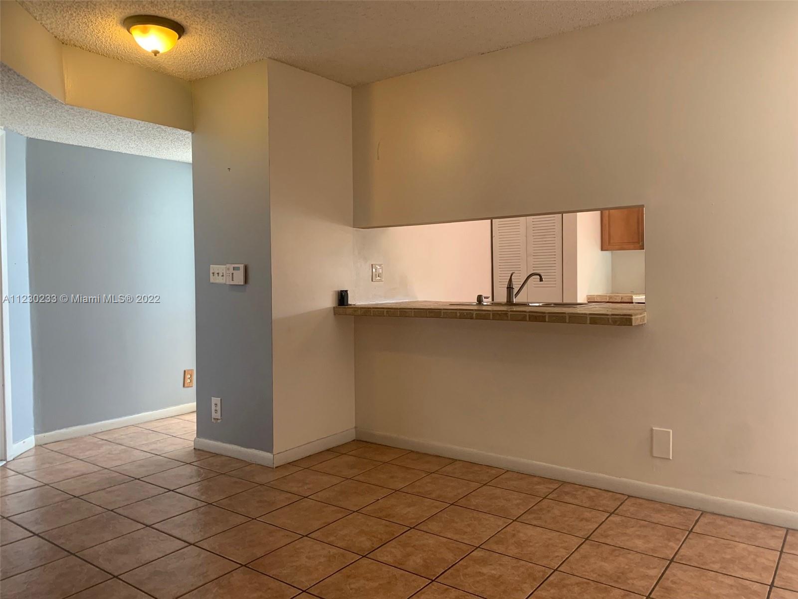 WINDMILL LAKES II CONDO - Residential