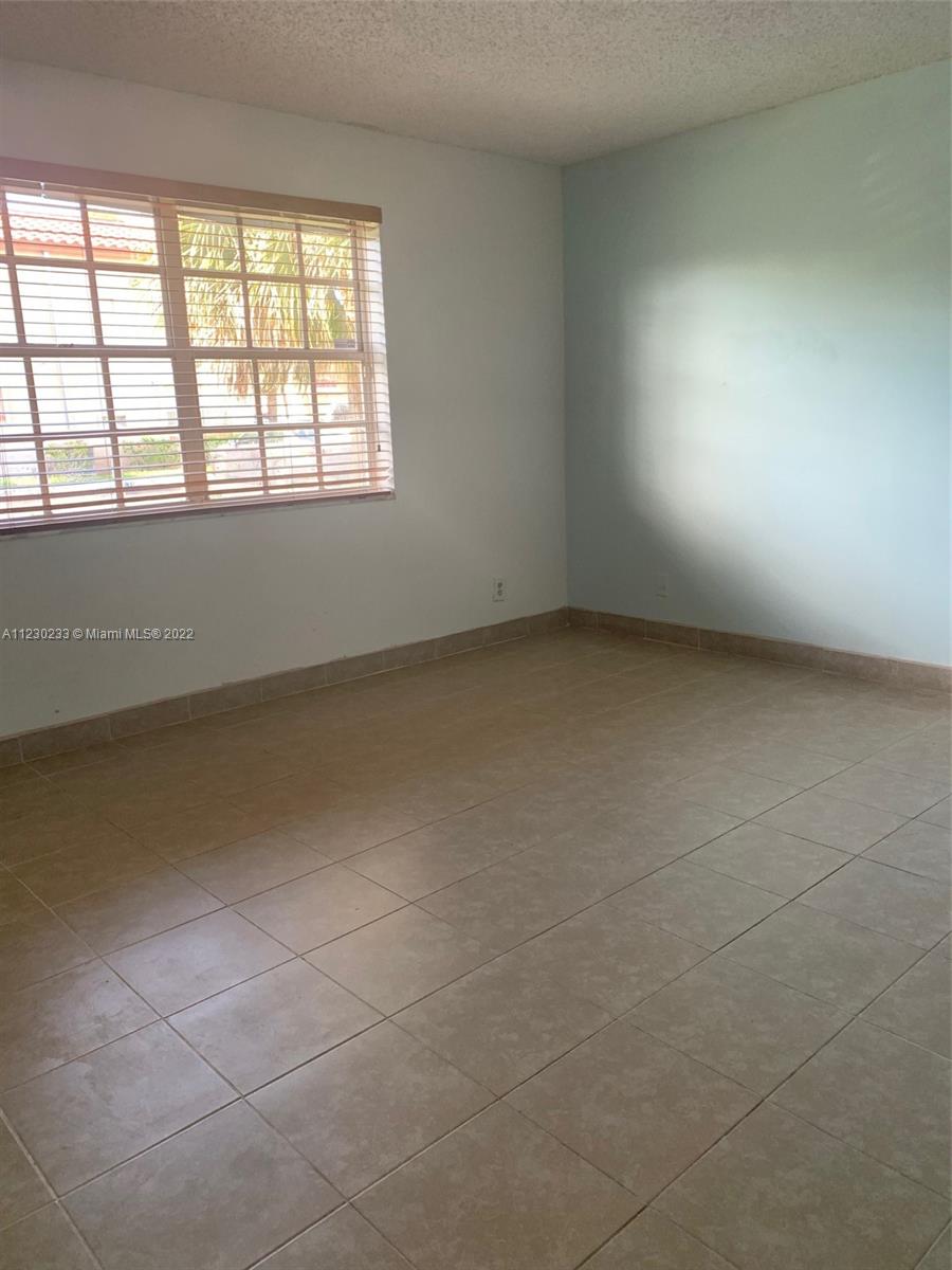 WINDMILL LAKES II CONDO - Residential