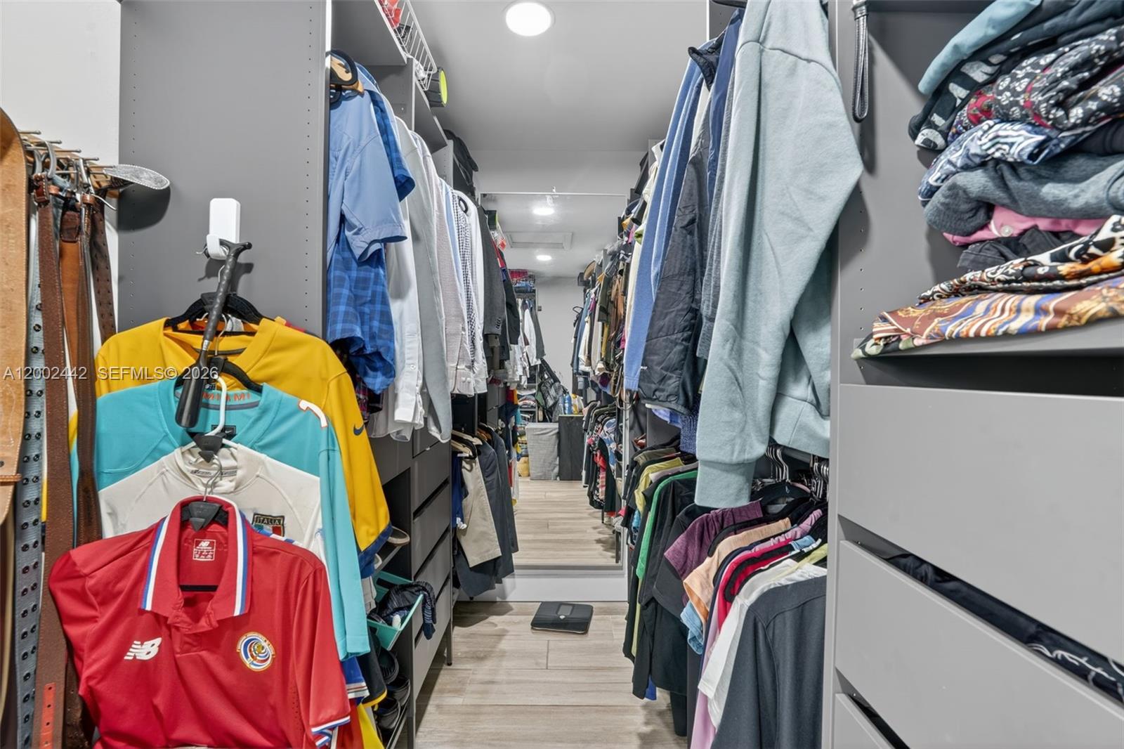 COUNTRY WALK SEC 4 - Residential