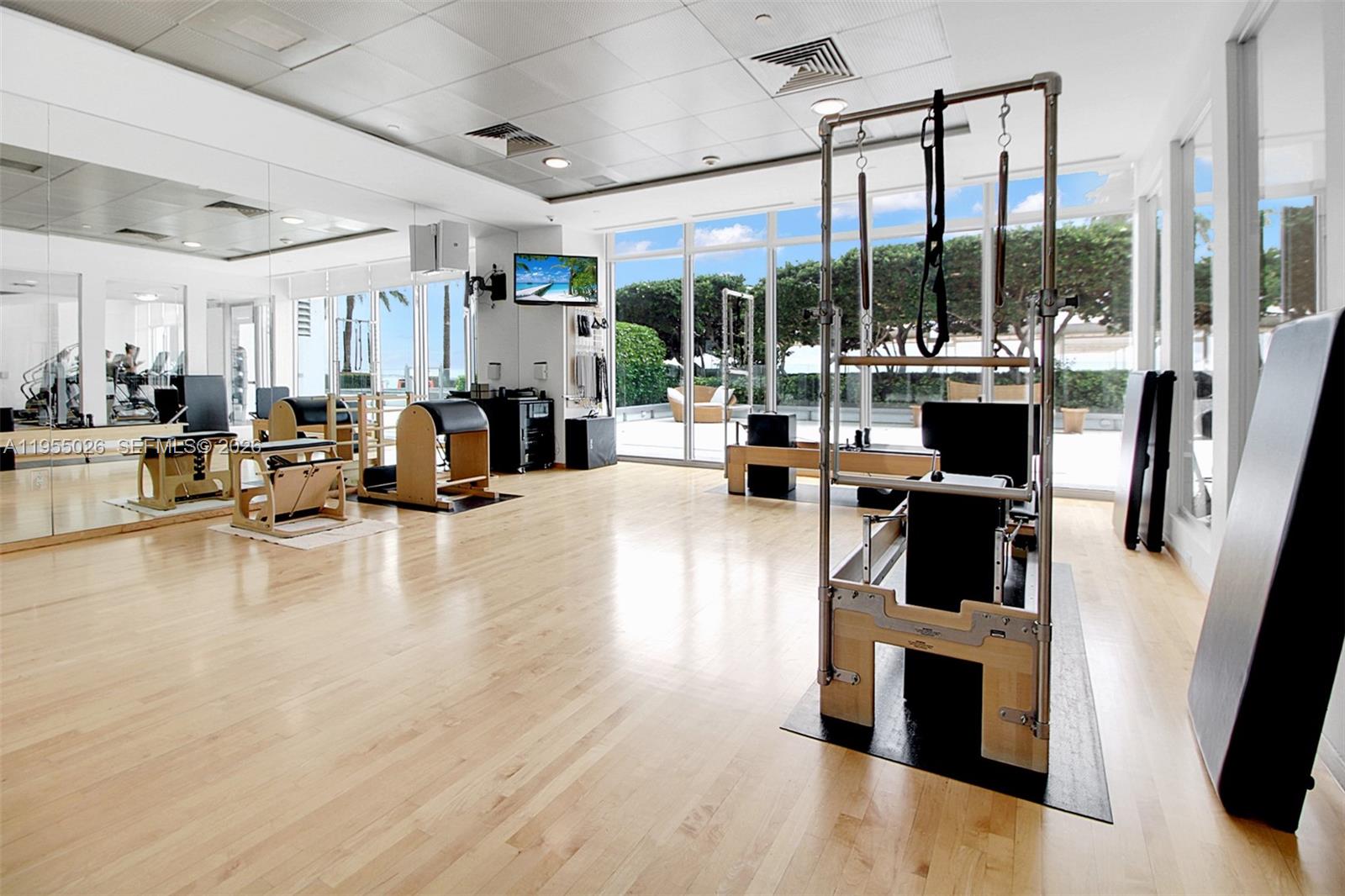 JADE RESIDENCES AT BRICKE - Residential