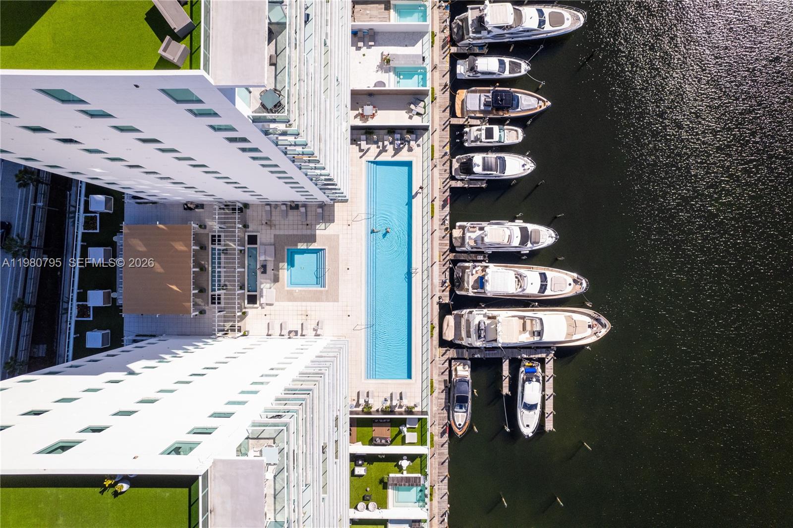 400 SUNNY ISLES CONDO EAS - Residential