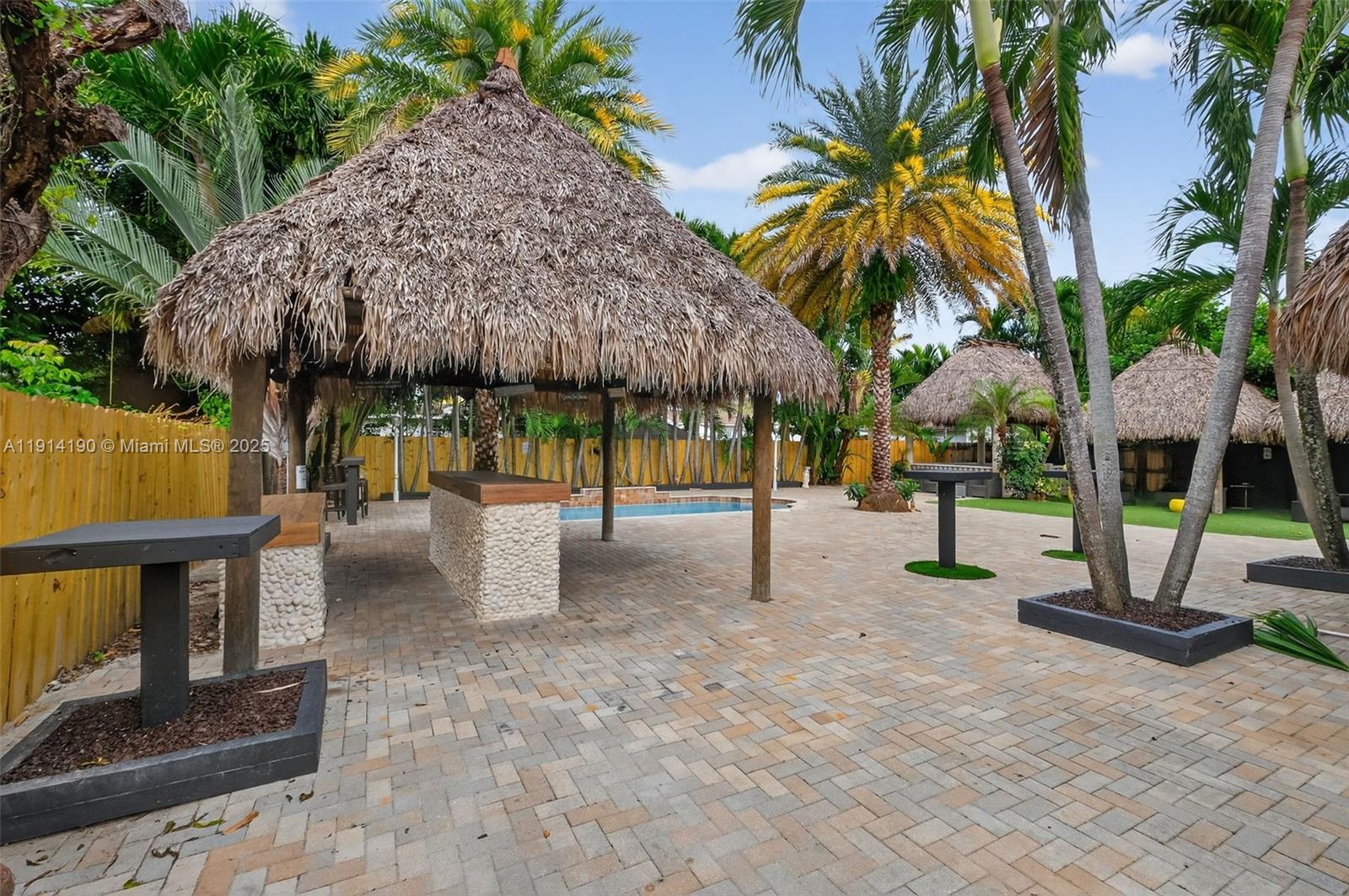 BISCAYNE GDNS SEC E PART - Residential Lease