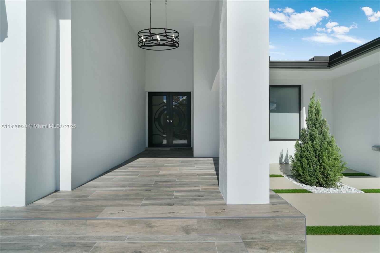 HAMMOCKS SHORES 3RD ADDN - Residential