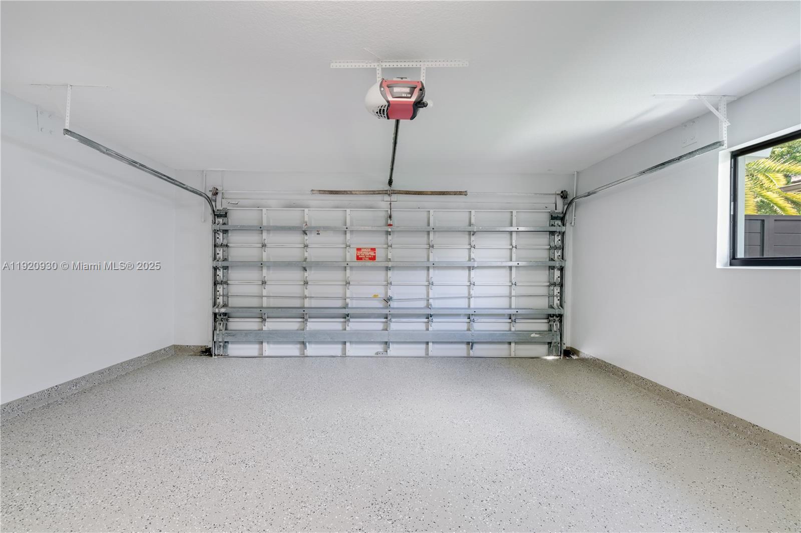 HAMMOCKS SHORES 3RD ADDN - Residential