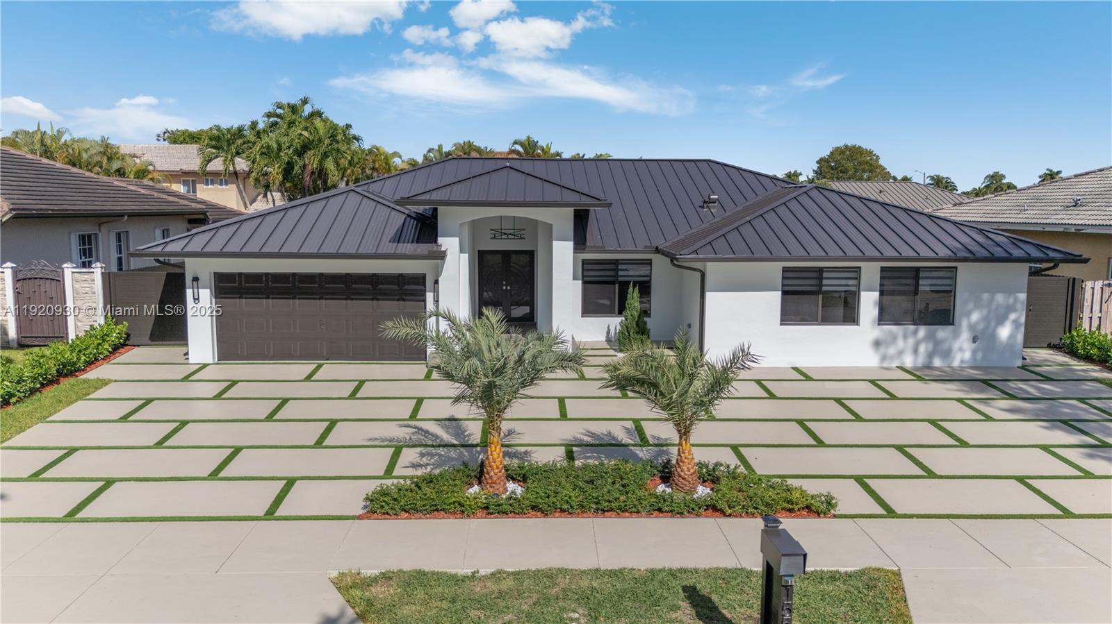 HAMMOCKS SHORES 3RD ADDN - Residential