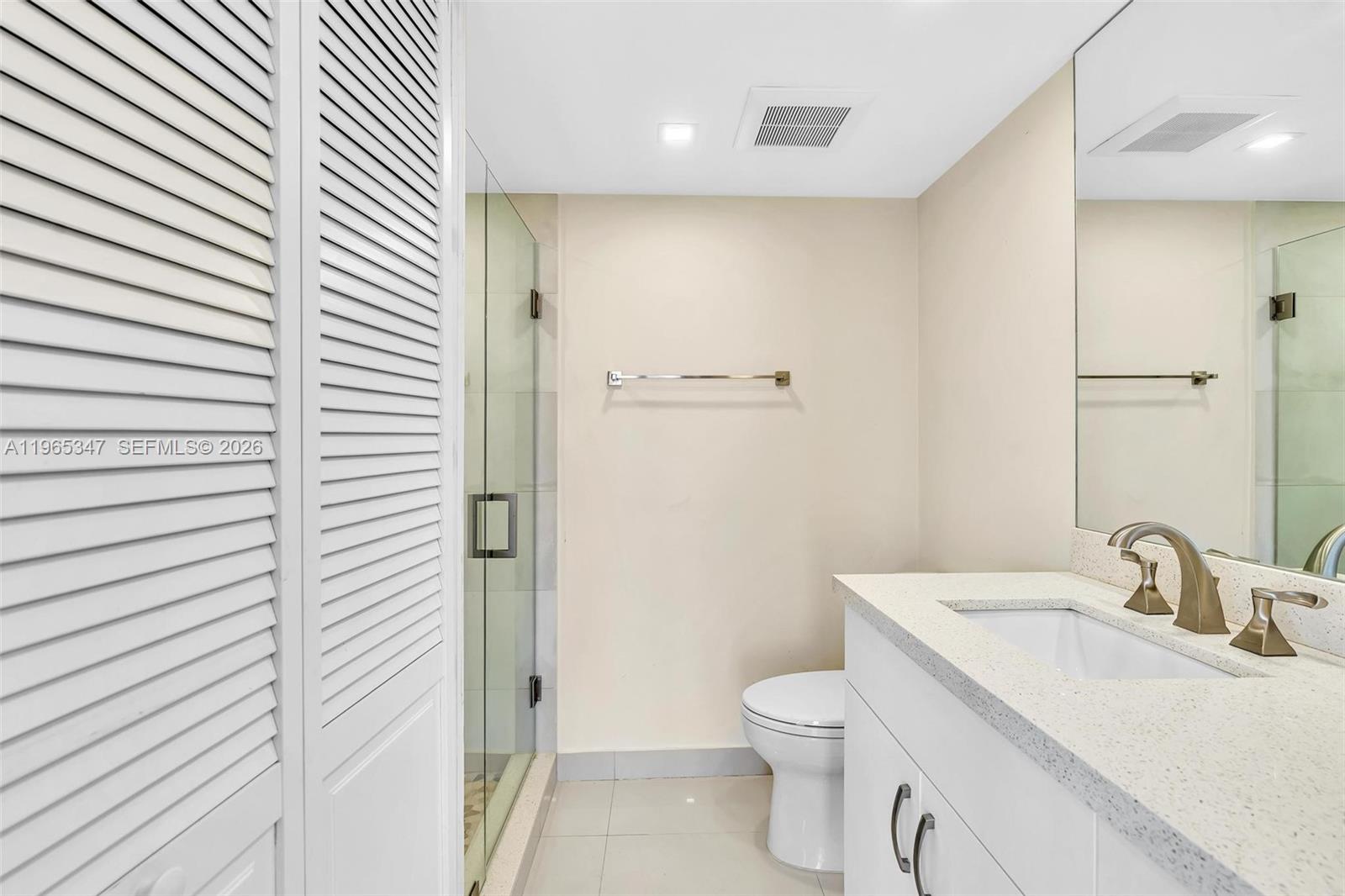 THE TOWERS OF QUAYSIDE - Residential