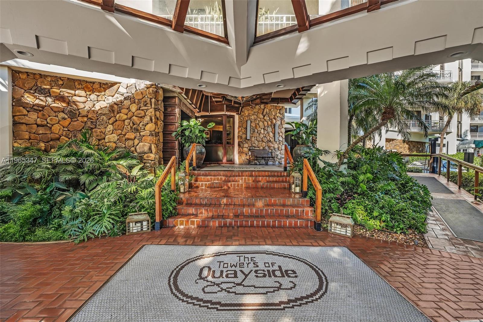 THE TOWERS OF QUAYSIDE - Residential